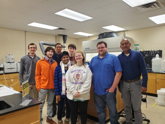 Dr. Dil thavarajah and her lab group in a lab setting